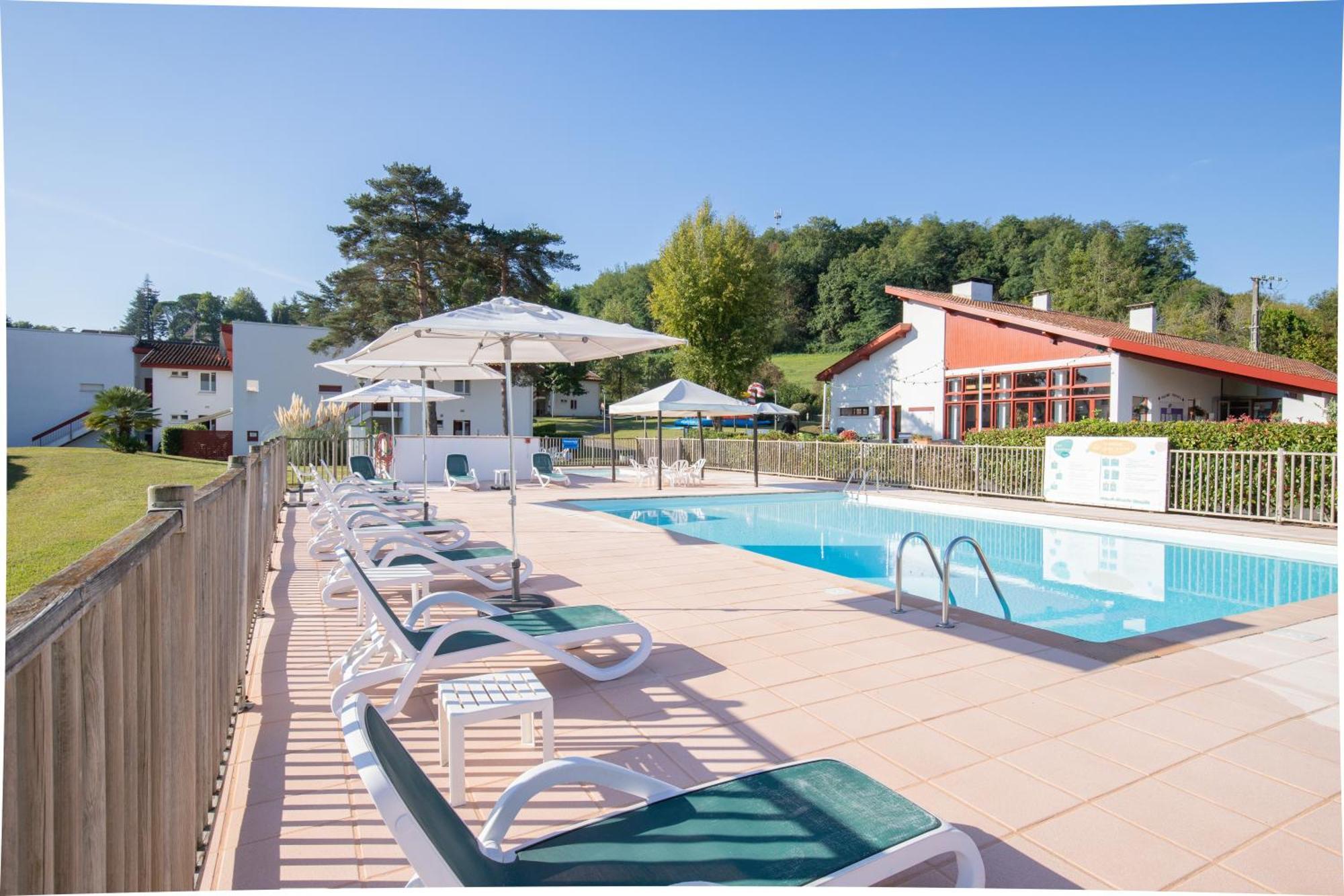 Vvf Residence Pays Basque Сен-Жан-Пье-де-Пор Экстерьер фото