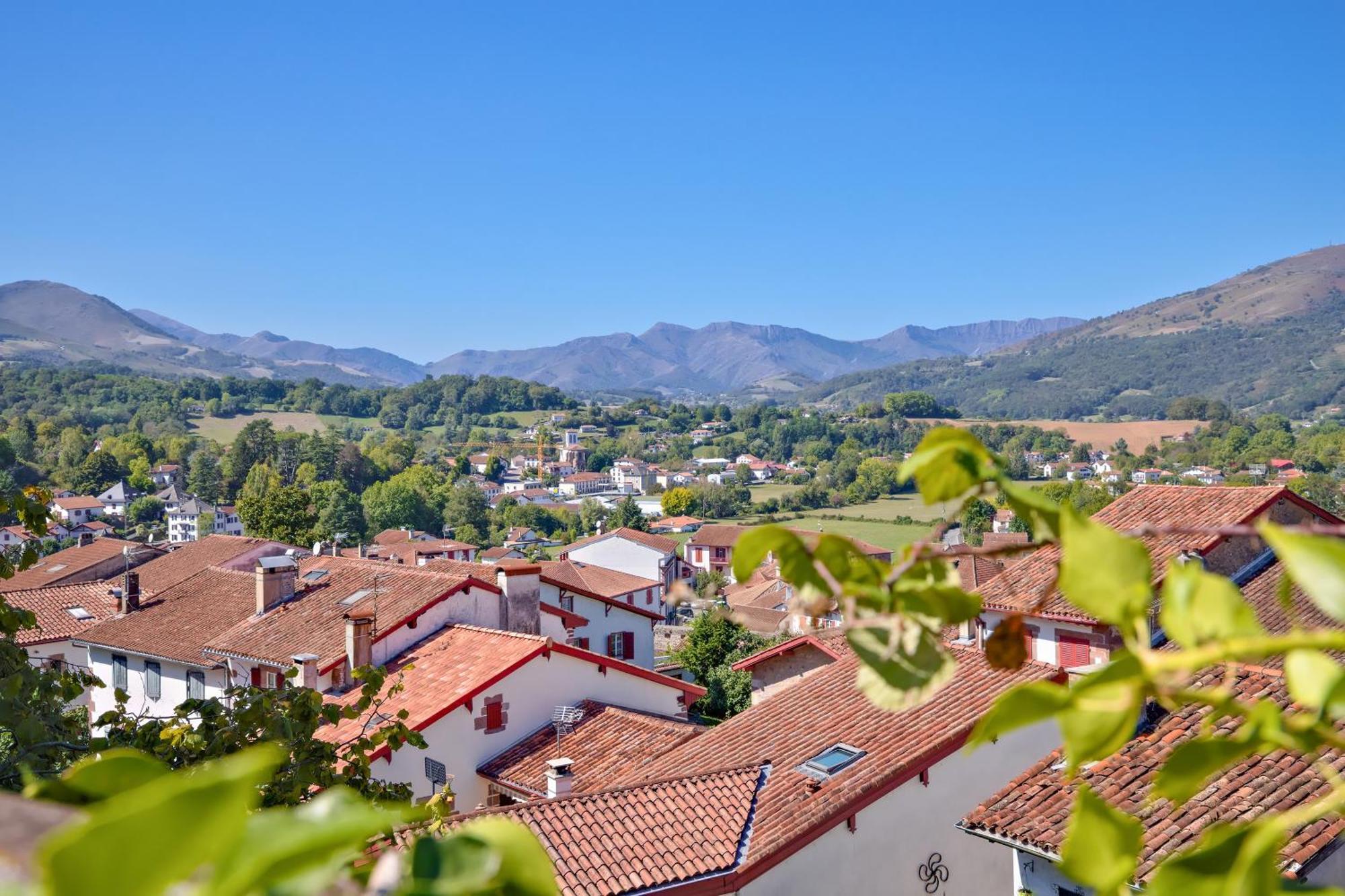 Vvf Residence Pays Basque Сен-Жан-Пье-де-Пор Экстерьер фото